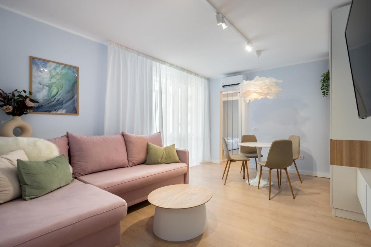 Candy Land Downtown Apartment Bucarest Exterior foto
